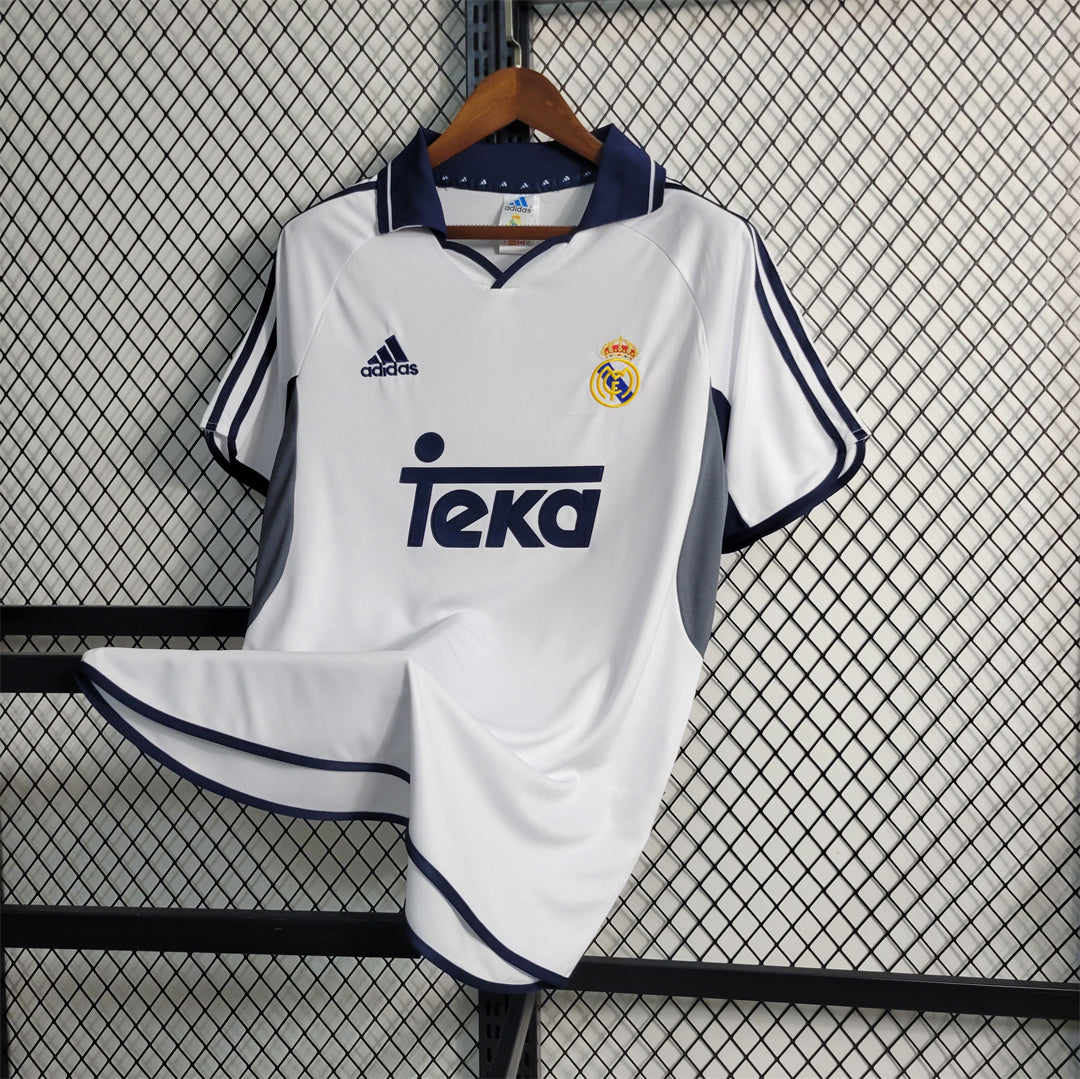 Retro Jersey | Real Madrid 2001