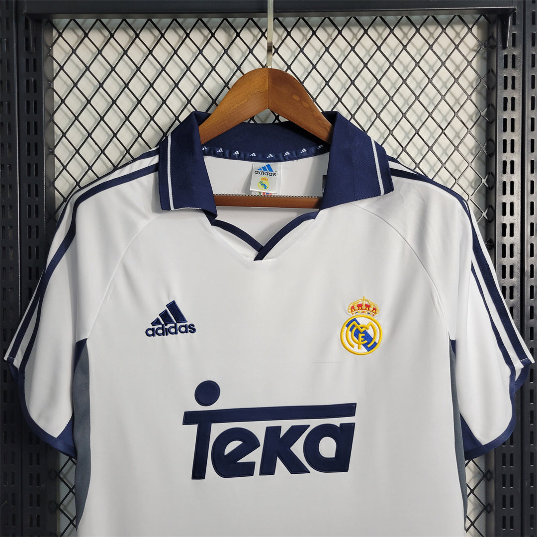 Retro Jersey | Real Madrid 2001