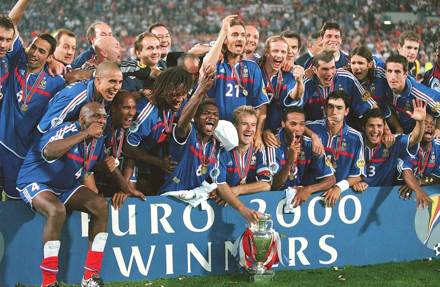 ENTREGA INMEDIATA | Francia 2000 (Local)