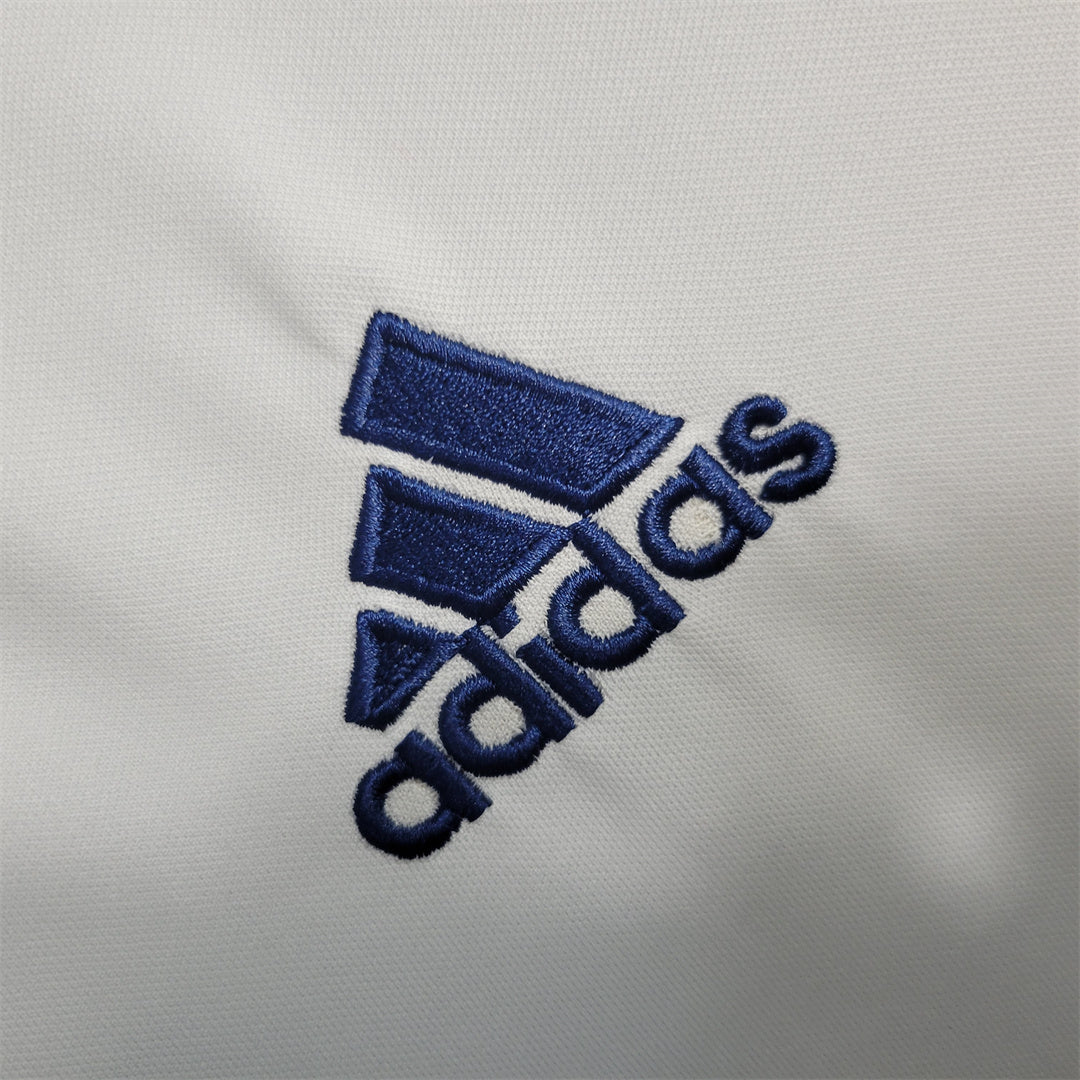 Retro Jersey | Real Madrid 2001