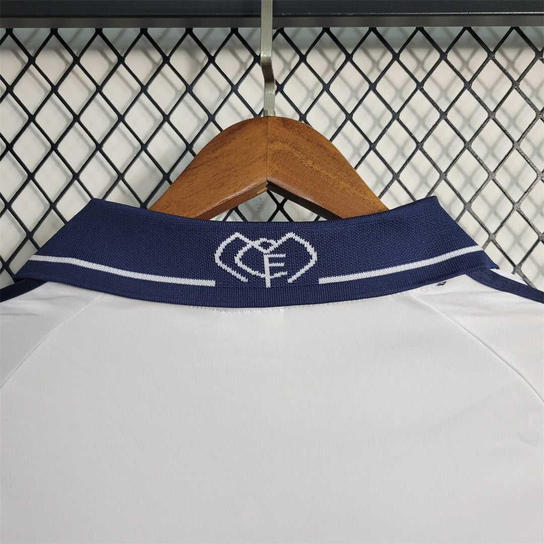 Retro Jersey | Real Madrid 2001